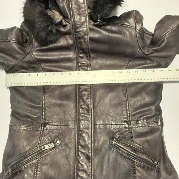 Mauritius‎ Women’s Distressed Dark Brown Leather Jacket With Faux Fur Hood M - Picture 15 of 16